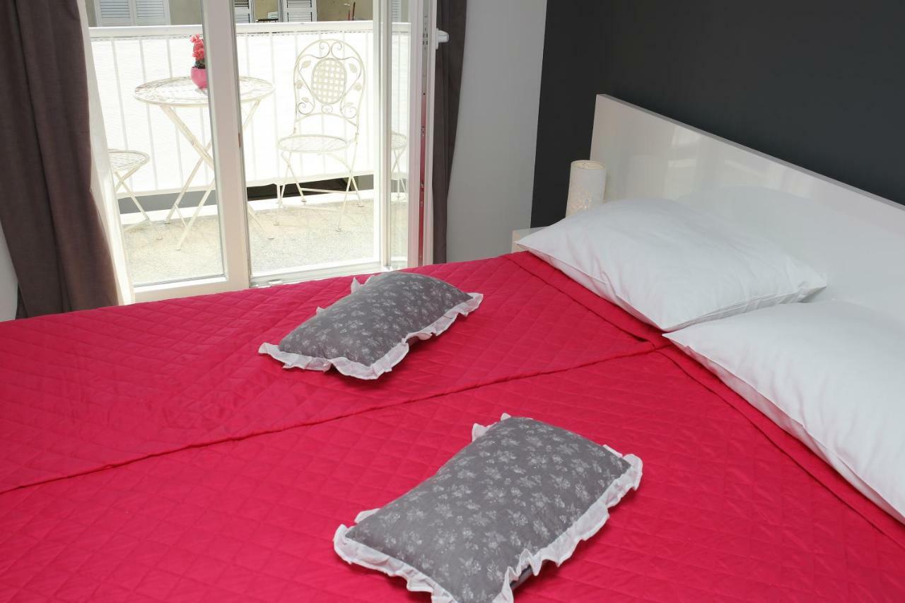 Apartments Madison Zadar Bagian luar foto