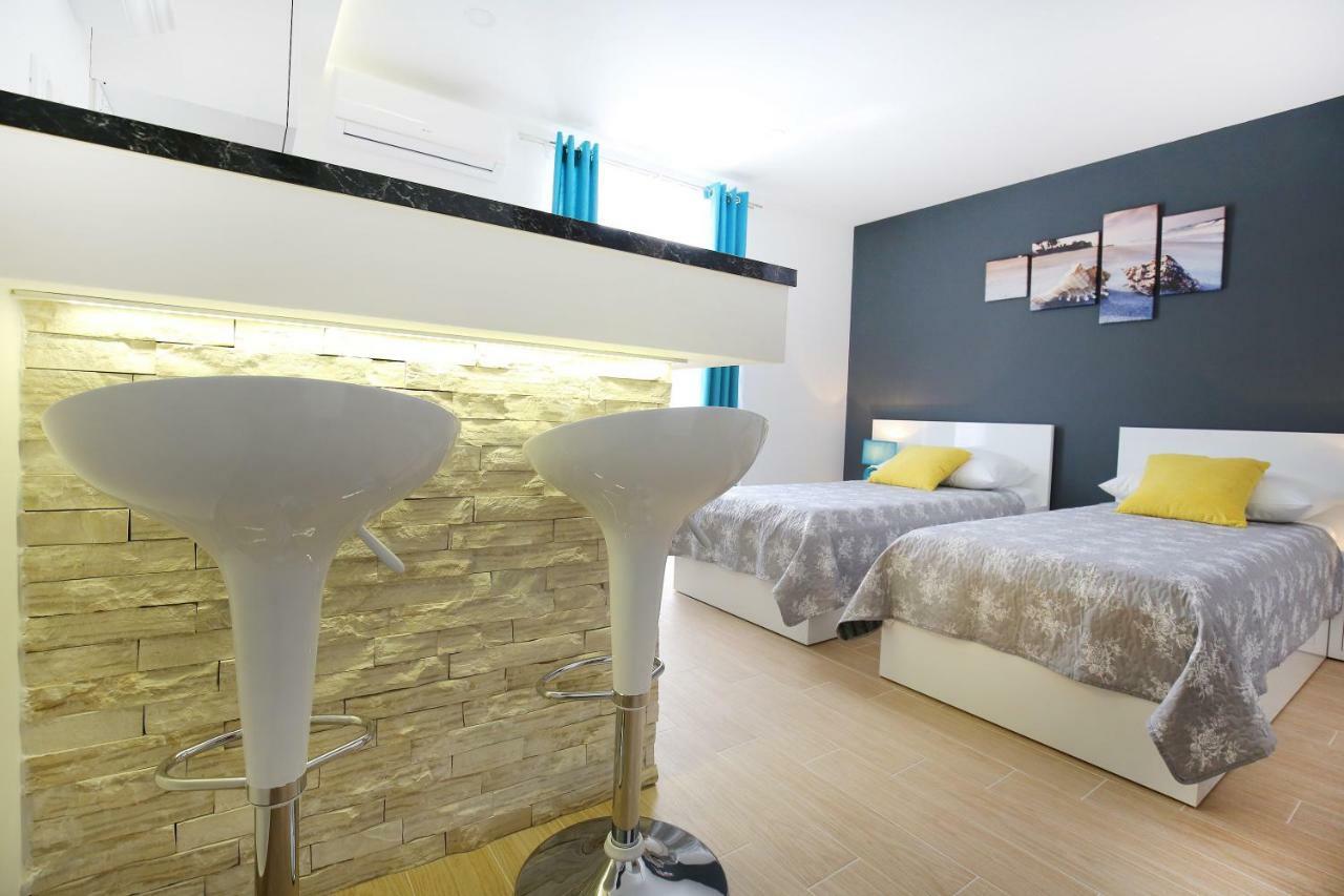 Apartments Madison Zadar Bagian luar foto