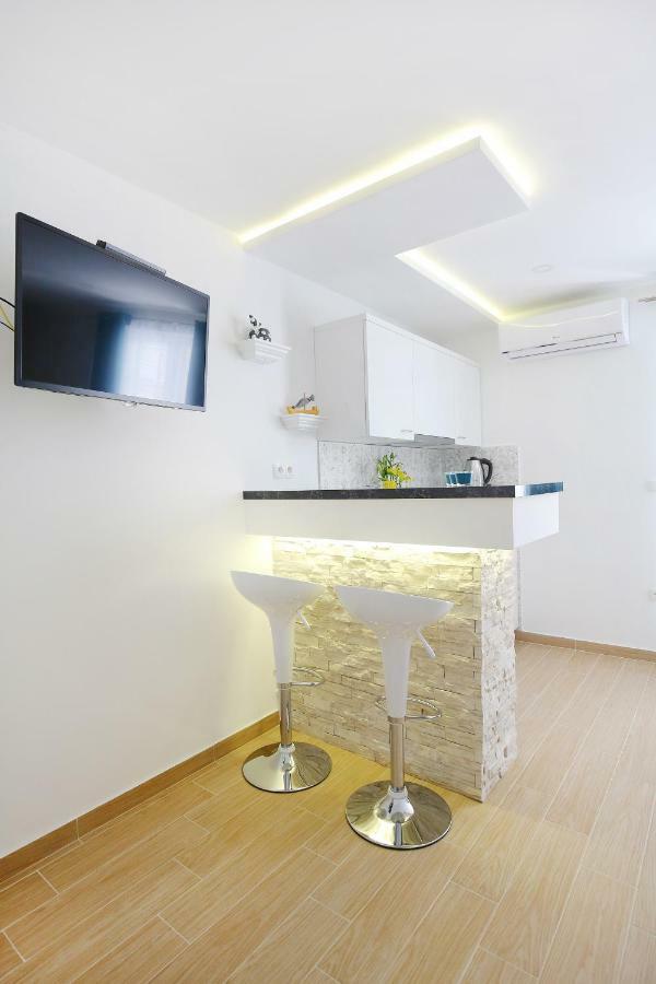Apartments Madison Zadar Bagian luar foto