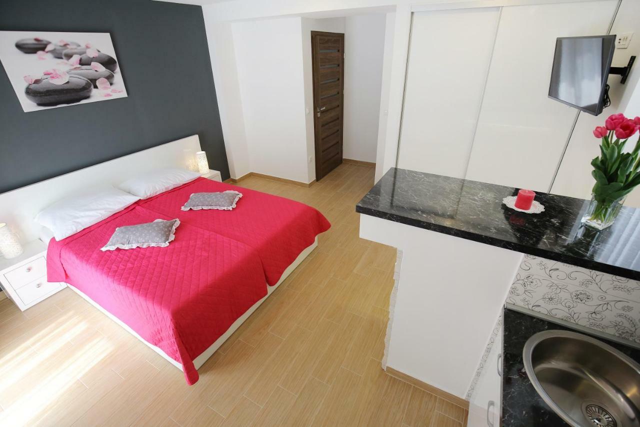 Apartments Madison Zadar Bagian luar foto